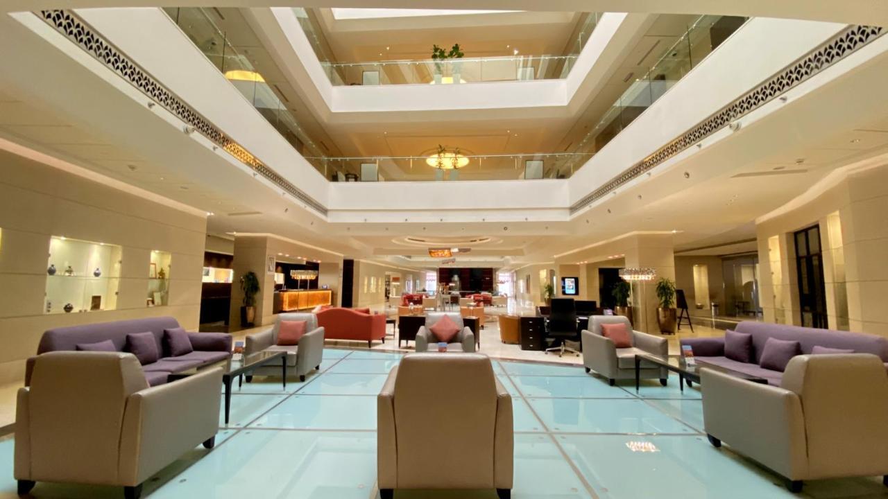 Safir Fintas Hotel Kuwait Koeweit Buitenkant foto Lobby