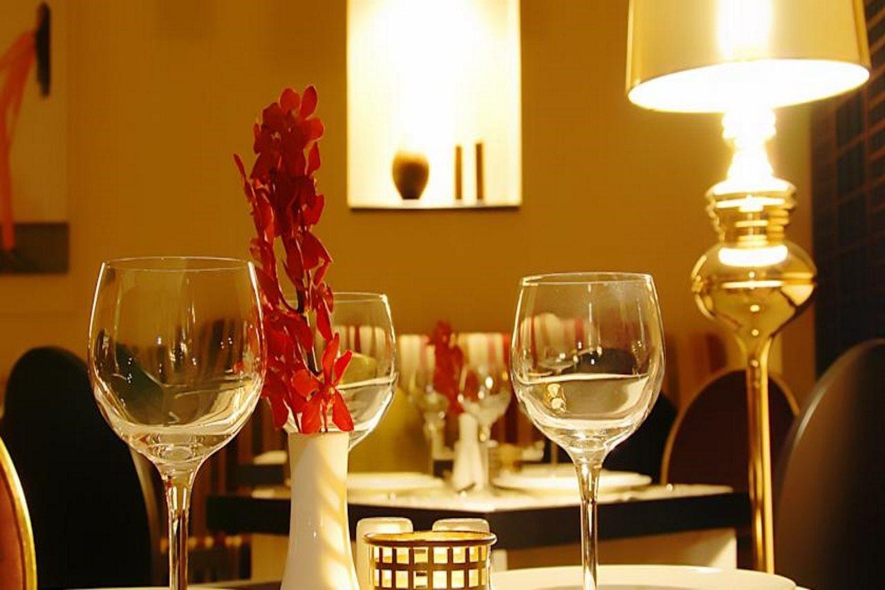 Safir Fintas Hotel Kuwait Koeweit Buitenkant foto Restaurant