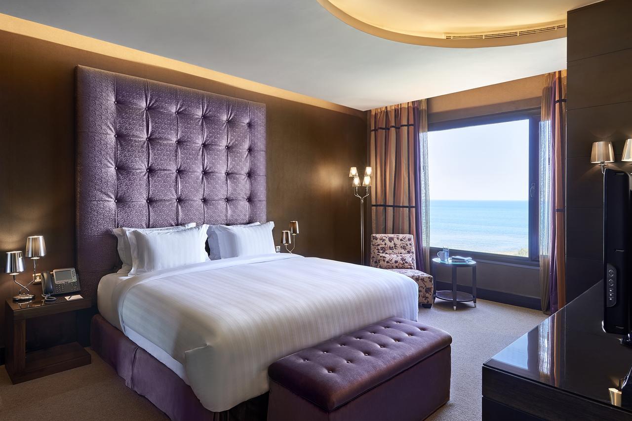 Safir Fintas Hotel Kuwait Koeweit Buitenkant foto Deluxe Room