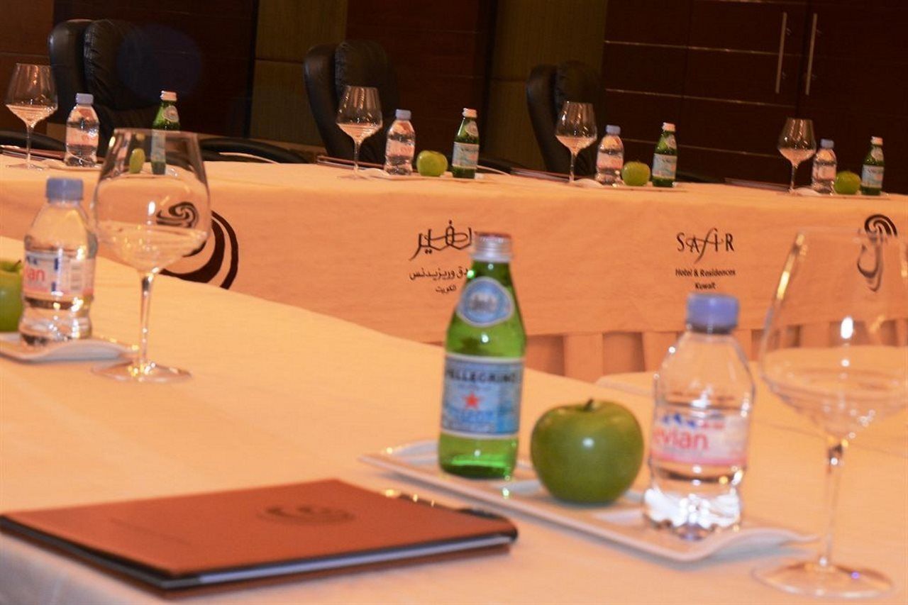 Safir Fintas Hotel Kuwait Koeweit Buitenkant foto A bottle of S. Pellegrino